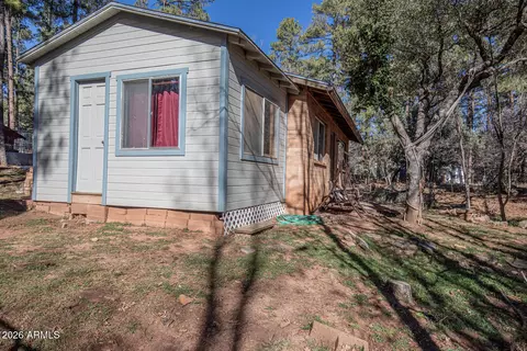 Exterior - 6413 W Barton Dr, Pine, AZ 85544 photo 3 of 4