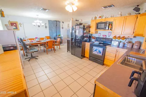 Kitchen - 425 Cedar St, Page, AZ 86040 photo 1 of 1