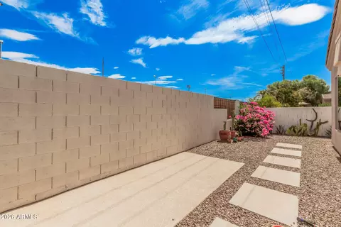 Exterior - 3929 E Carter Dr, Phoenix, AZ 85042 photo 3 of 9
