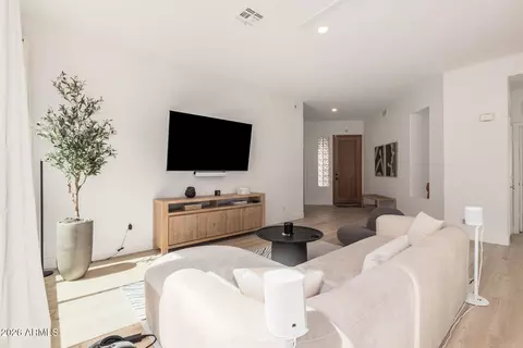 Living - 3929 E Carter Dr, Phoenix, AZ 85042 photo 4 of 5