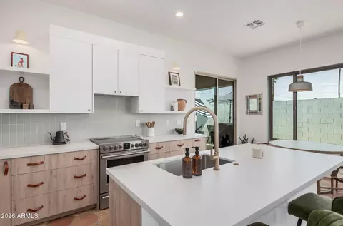 Kitchen - 3929 E Carter Dr, Phoenix, AZ 85042 photo 3 of 3
