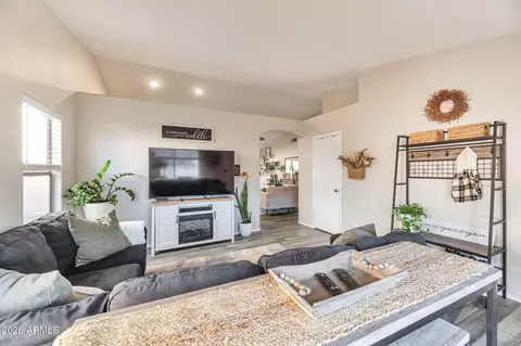 Living - 1612 E Laurel Ave, Gilbert, AZ 85234 photo 3 of 4