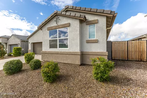 10062 S Lillian Dr, Apache Junction, AZ 85120