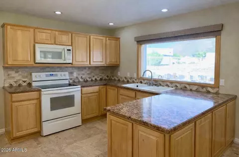 1202 E Rowlands Ln, Phoenix, AZ 85022 photo 5