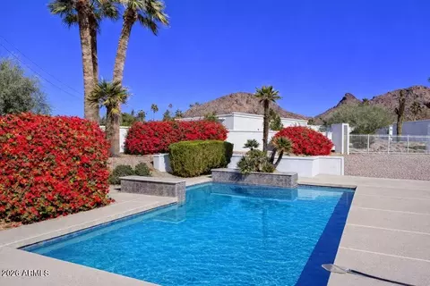 1202 E Rowlands Ln, Phoenix, AZ 85022 photo 2