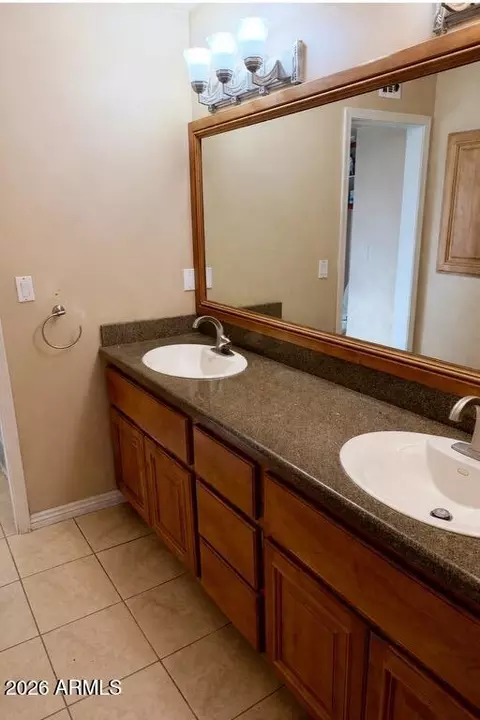 1202 E Rowlands Ln, Phoenix, AZ 85022 photo 11