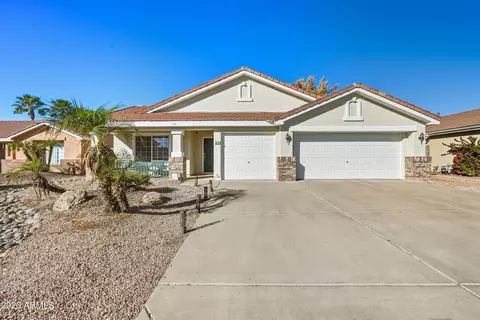 824 W Cooley Dr, Gilbert, AZ 85233