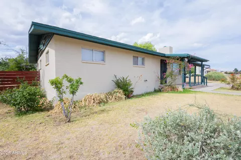 1626 E 11th St, Douglas, AZ 85607