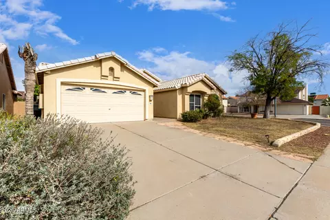 3356 E Rosemonte Dr, Phoenix, AZ 85050