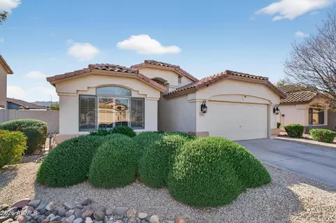 4613 E Cherry Hills Dr, Chandler, AZ 85249
