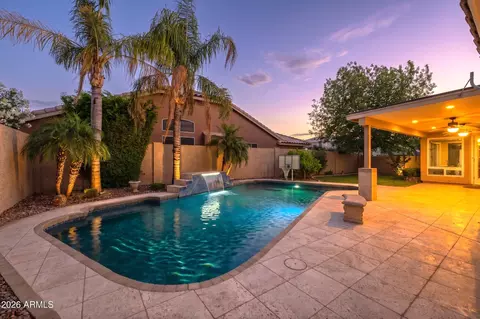 1373 N Roadrunner Dr, Gilbert, AZ 85234