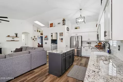 Kitchen - 286 W Gail Dr, Gilbert, AZ 85233 photo 2 of 4