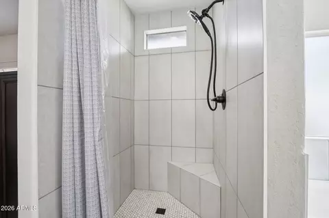 Bath - 286 W Gail Dr, Gilbert, AZ 85233 photo 3 of 7