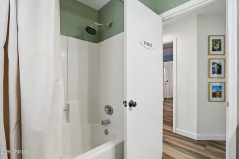 Bath - 286 W Gail Dr, Gilbert, AZ 85233 photo 2 of 7