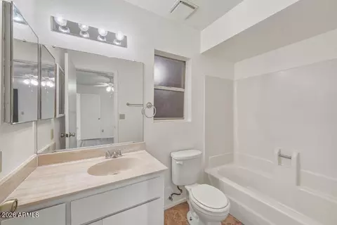 Bath - 6120 E Augusta Cir, Mesa, AZ 85215 photo 2 of 2