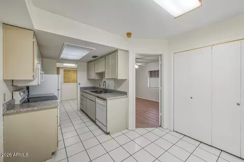 Kitchen - 6120 E Augusta Cir, Mesa, AZ 85215 photo 2 of 2