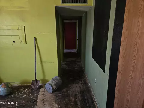 Entry Way - 4110 E Wagoner Rd, Phoenix, AZ 85032 photo 1 of 1