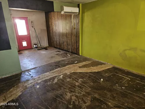 Living - 4110 E Wagoner Rd, Phoenix, AZ 85032 photo 4 of 4