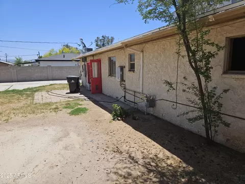 Exterior - 4110 E Wagoner Rd, Phoenix, AZ 85032 photo 4 of 10