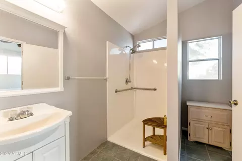 Bath - 970 S 80th St, Mesa, AZ 85208 photo 2 of 3