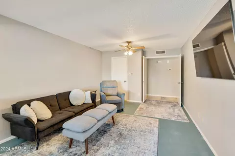 Living - 970 S 80th St, Mesa, AZ 85208 photo 3 of 3