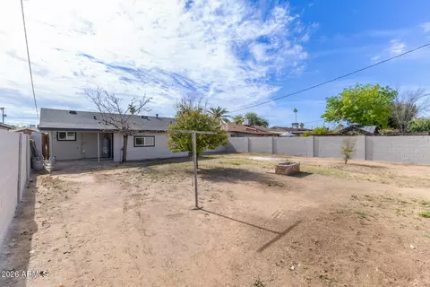 Exterior - 1906 E Almeria Rd, Phoenix, AZ 85006 photo 5 of 7
