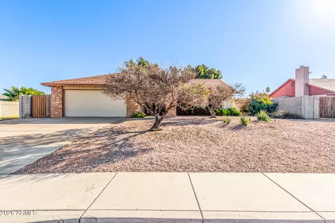 1647 N Bullmoose Dr, Chandler, AZ 85224