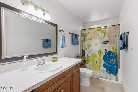 Bath - 2507 E Libby St, Phoenix, AZ 85032 photo 1 of 1