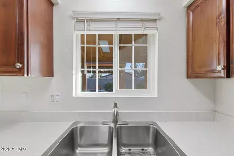 Kitchen - 2507 E Libby St, Phoenix, AZ 85032 photo 3 of 5