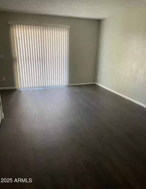 Living - 2838 E Le Marche Ave, Phoenix, AZ 85032 photo 1 of 6