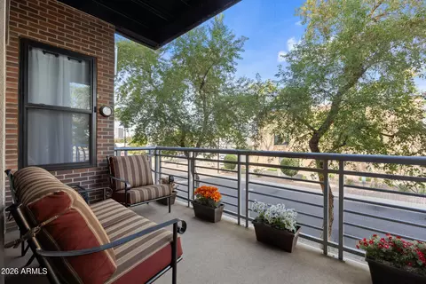 Exterior - 914 E Osborn Rd #216, Phoenix, AZ 85014 photo 1 of 3