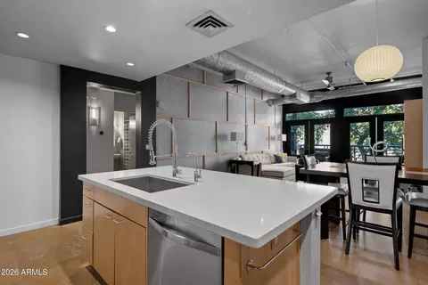 Kitchen - 914 E Osborn Rd #216, Phoenix, AZ 85014 photo 6 of 6