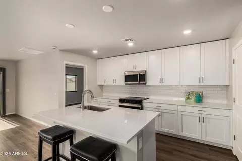 Kitchen - 1305 W Inca Dr, Coolidge, AZ 85128 photo 2 of 3