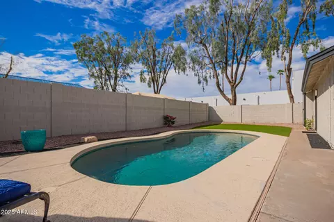 Exterior - 4829 E Voltaire Ave, Scottsdale, AZ 85254 photo 7 of 9