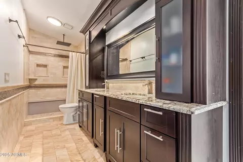 Bath - 4829 E Voltaire Ave, Scottsdale, AZ 85254 photo 1 of 4