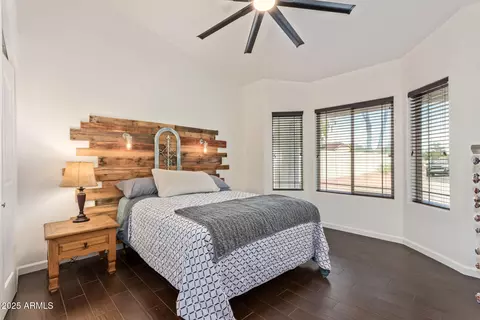 Bedroom - 4829 E Voltaire Ave, Scottsdale, AZ 85254 photo 3 of 3