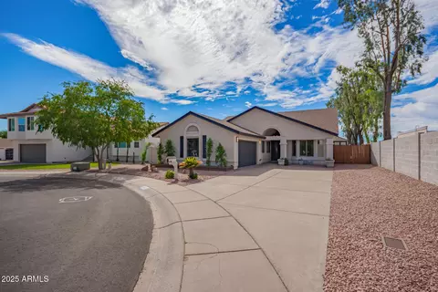Exterior - 4829 E Voltaire Ave, Scottsdale, AZ 85254 photo 3 of 9
