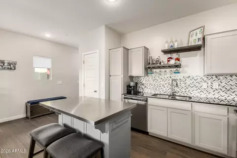 Kitchen - 8262 N 22nd Dr, Phoenix, AZ 85021 photo 2 of 3