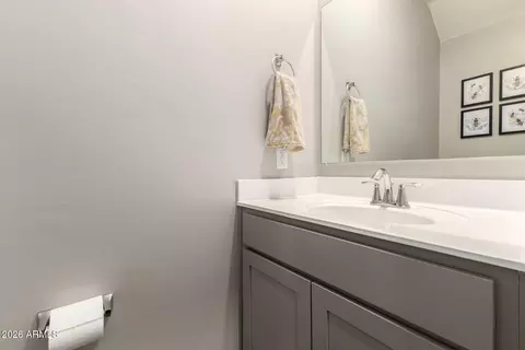 Entry Way - 8262 N 22nd Dr, Phoenix, AZ 85021 photo 2 of 3