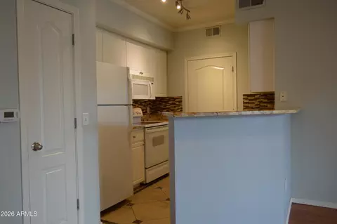 Kitchen - 1701 E Colter St #308, Phoenix, AZ 85016 photo 1 of 6