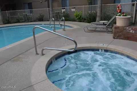 Exterior - 1701 E Colter St #308, Phoenix, AZ 85016 photo 13 of 14