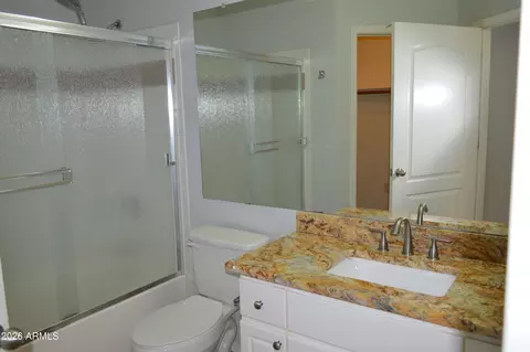 Bath - 1701 E Colter St #308, Phoenix, AZ 85016 photo 5 of 8
