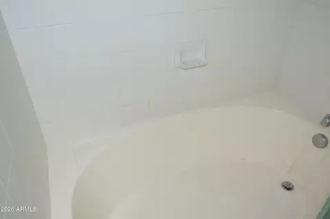 Bath - 1701 E Colter St #308, Phoenix, AZ 85016 photo 7 of 8