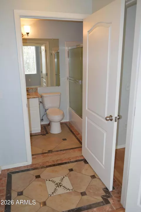 Bath - 1701 E Colter St #308, Phoenix, AZ 85016 photo 1 of 8