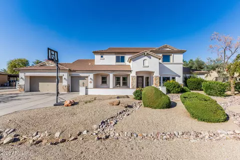 9814 W Prospector Dr, Queen Creek, AZ 85142