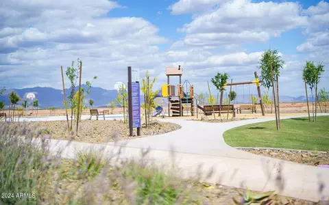 View/Area - 10198 S Dutchman Dr, Apache Junction, AZ 85120 photo 7 of 25