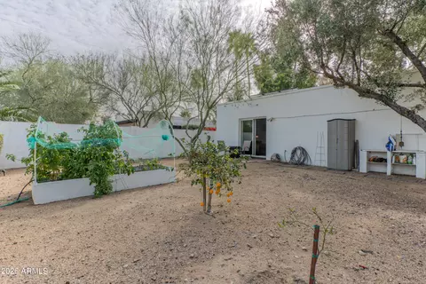 Exterior - 640 E Boca Raton Rd, Phoenix, AZ 85022 photo 8 of 9