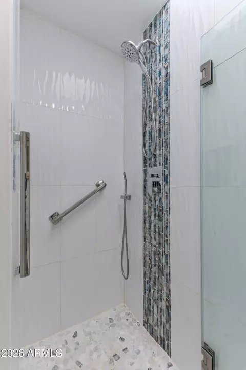 Bath - 640 E Boca Raton Rd, Phoenix, AZ 85022 photo 2 of 3