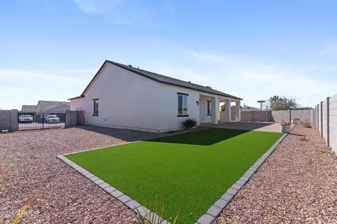 Exterior - 10530 E Baltimore St, Apache Junction, AZ 85120 photo 6 of 8