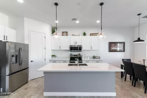 Kitchen - 10530 E Baltimore St, Apache Junction, AZ 85120 photo 2 of 4
